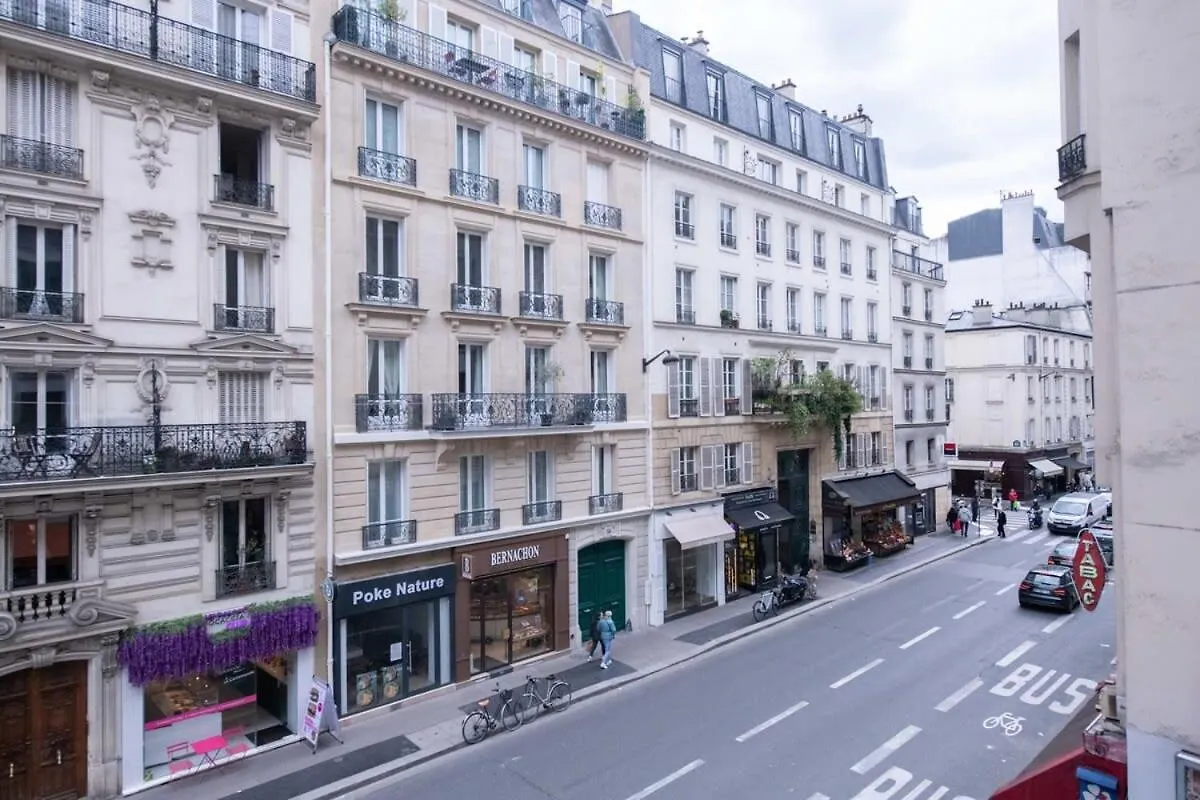 Recently Renovated 3Bd Next To Invalides Apartment Paris