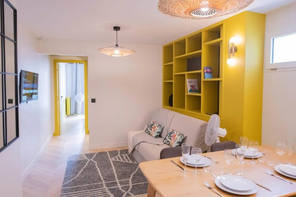 Recently Renovated 3Bd Next To Invalides Apartment Paris