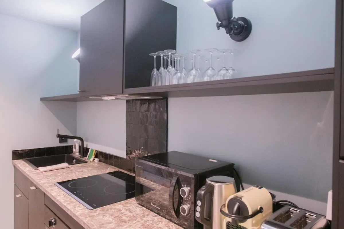 Recently Renovated 3Bd Next To Invalides Apartment Paris
