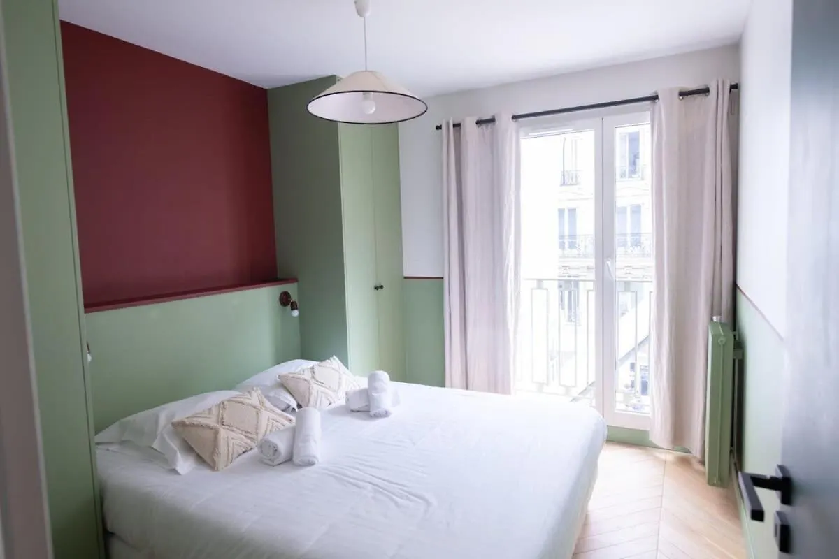 Recently Renovated 3Bd Next To Invalides Apartment Paris