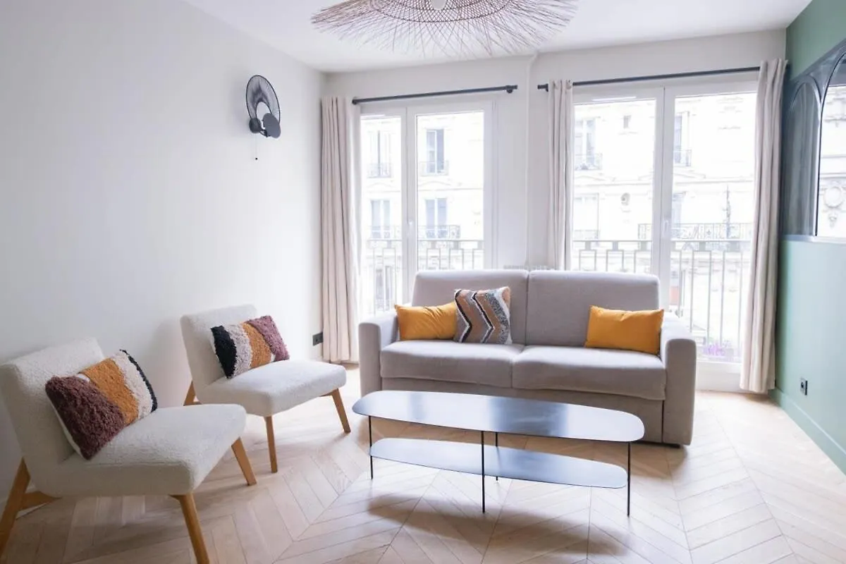 Recently Renovated 3Bd Next To Invalides Apartment Paris